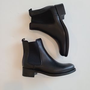 La Canadienne Size 8 Sara Waterproof Chelsea Boot